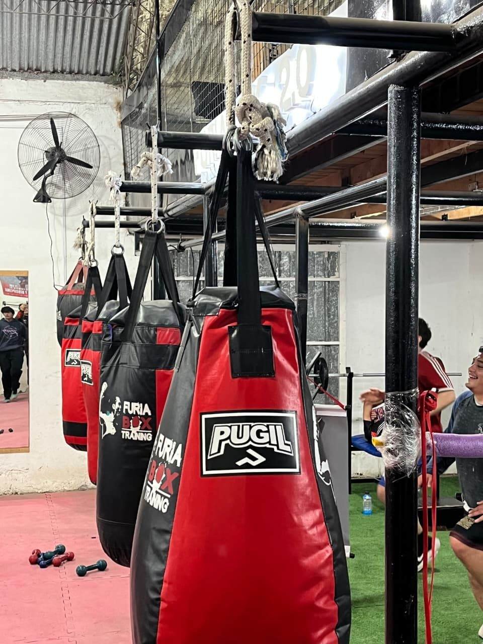 Bolsas de boxeo rojas de furiabox